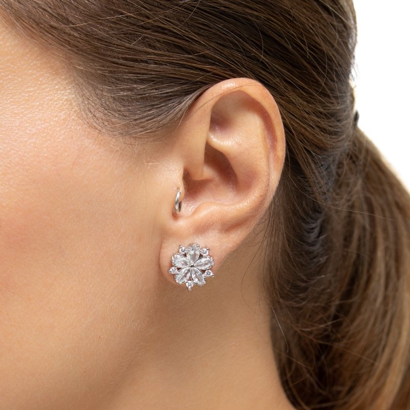 Brinco Margarida Em Zircônia Cristal 13mm