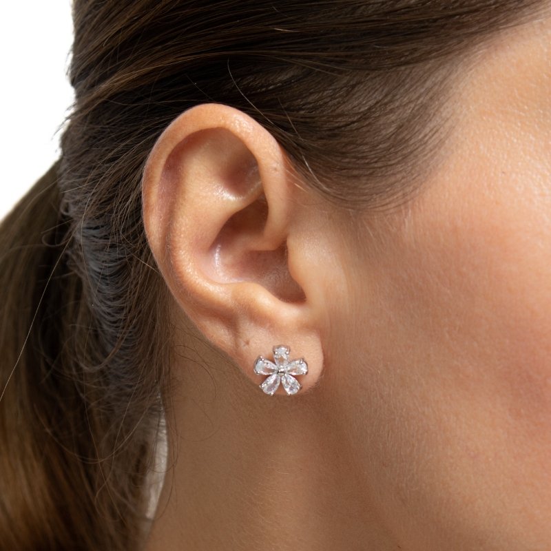 Brinco Flor Com Zircônia Cristal 11mm