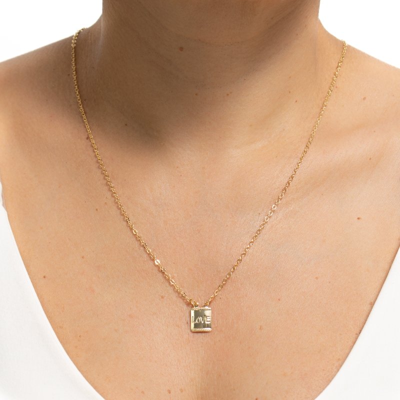 Escapulário Cadeadinho Plaquinha Love Liso 60cm