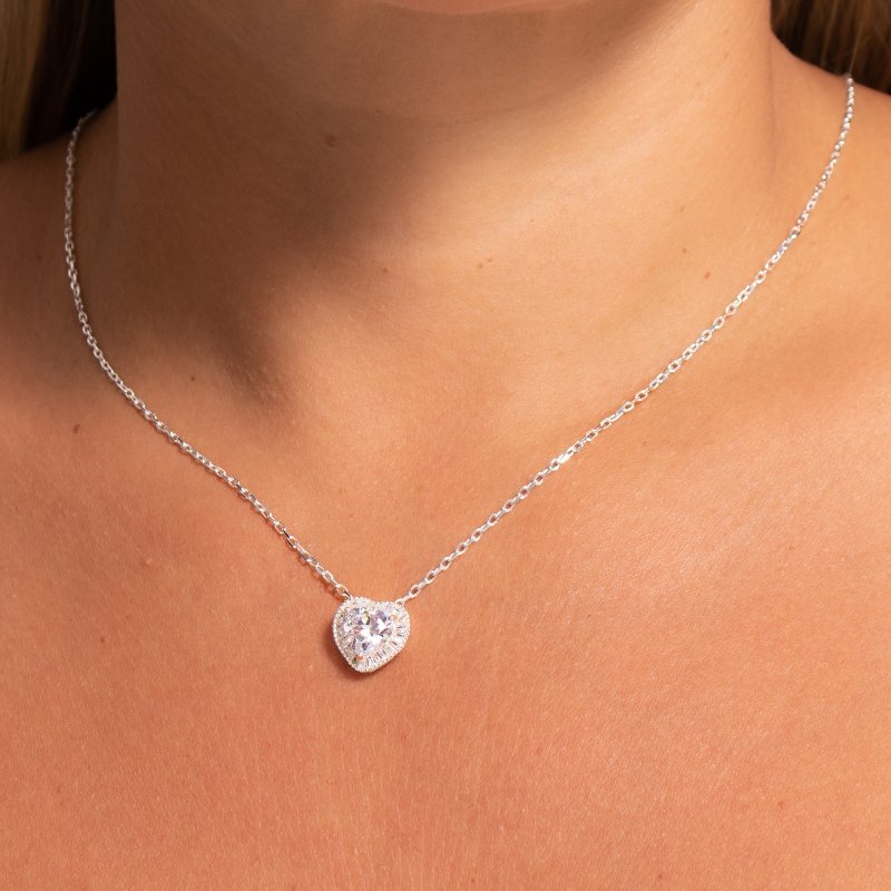 Colar Cartier Com Pingente Coração 45cm Prata 925-sr